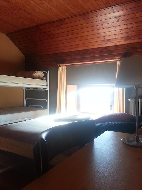 Auberge Au Bon Vivant Vesqueville Rom bilde